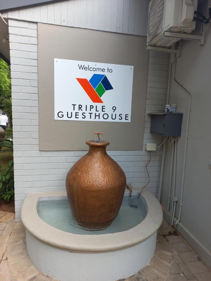 Triple9 Hatfield Guesthouse Pretoria-Noord Esterno foto
